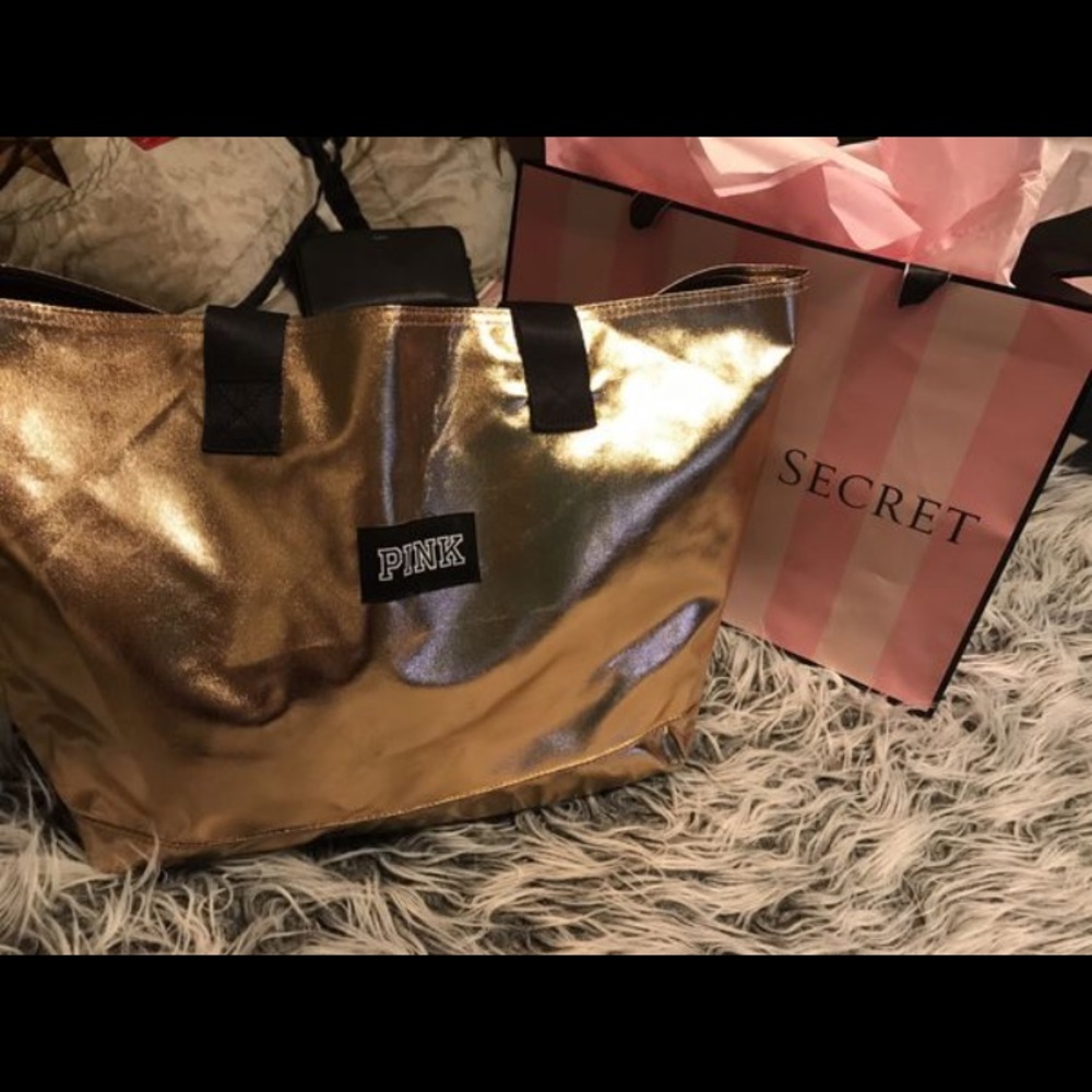 Pink purse gold